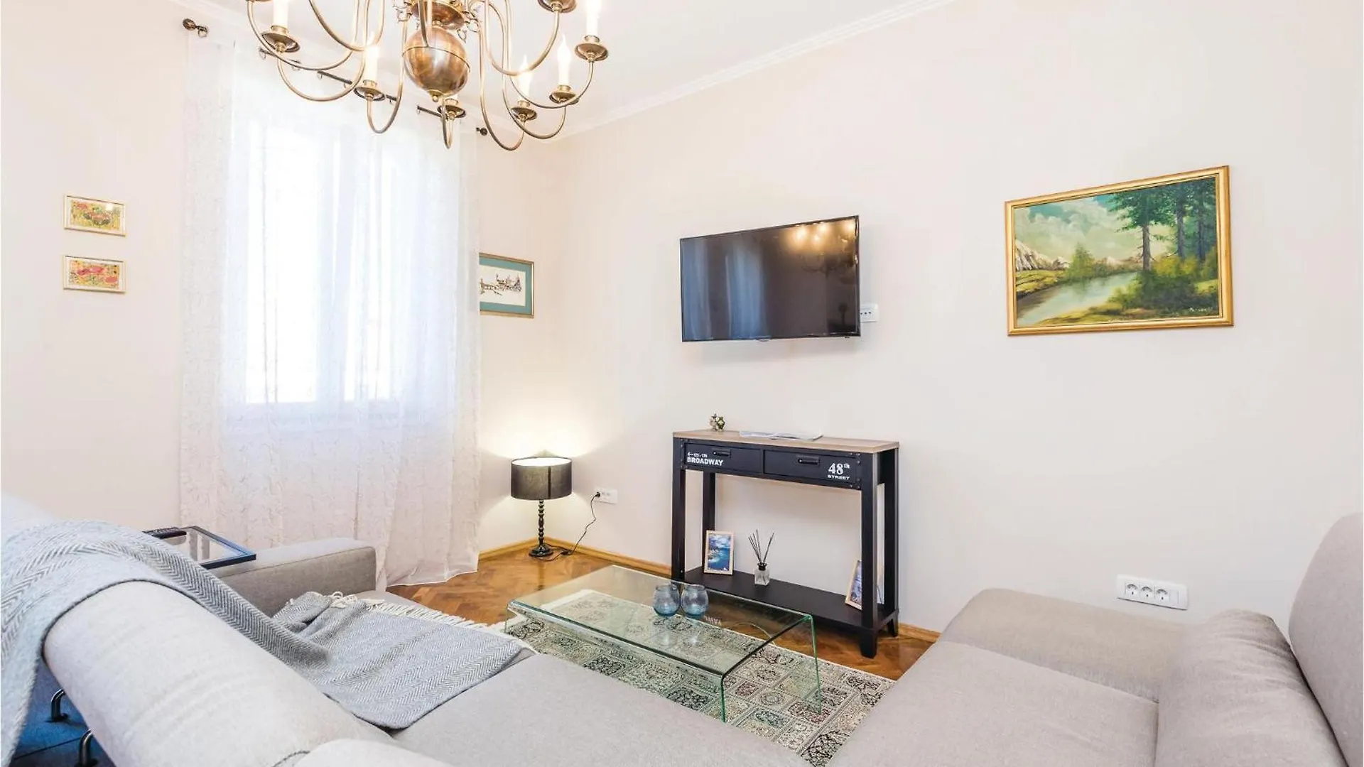 Holiday home Amazing Home In Icici With Outdoor Swimming Pool
