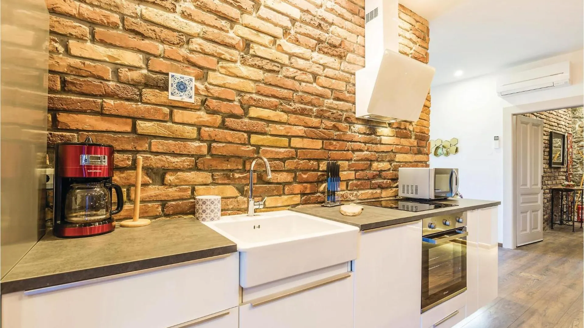 Amazing Home In Icici With Outdoor Swimming Pool 0*,