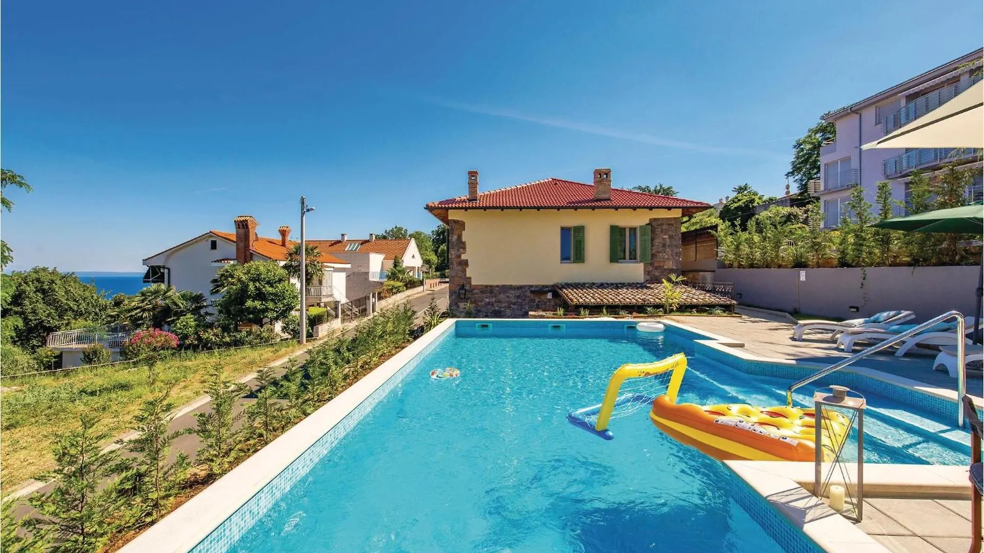 Amazing Home In Icici With Outdoor Swimming Pool Holiday home